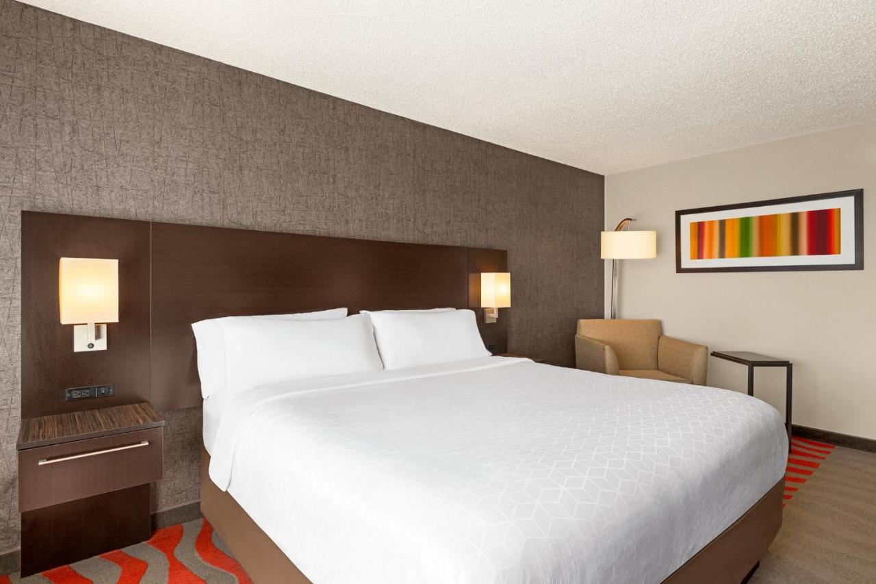 Holiday Inn Boston - Cambridge Area By Ihg Somerville Zewnętrze zdjęcie