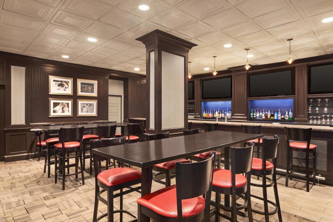 Holiday Inn Boston - Cambridge Area By Ihg Somerville Zewnętrze zdjęcie