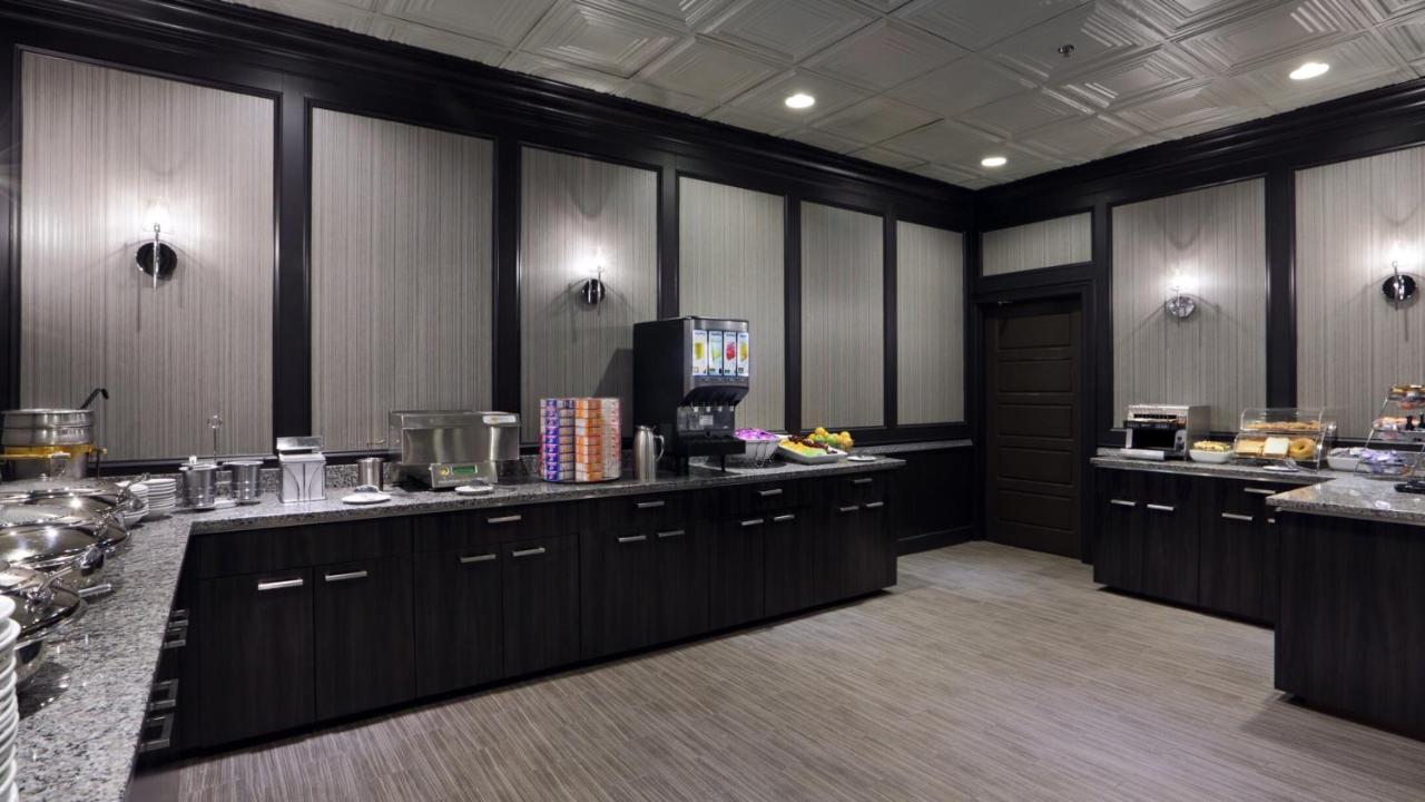 Holiday Inn Boston - Cambridge Area By Ihg Somerville Zewnętrze zdjęcie